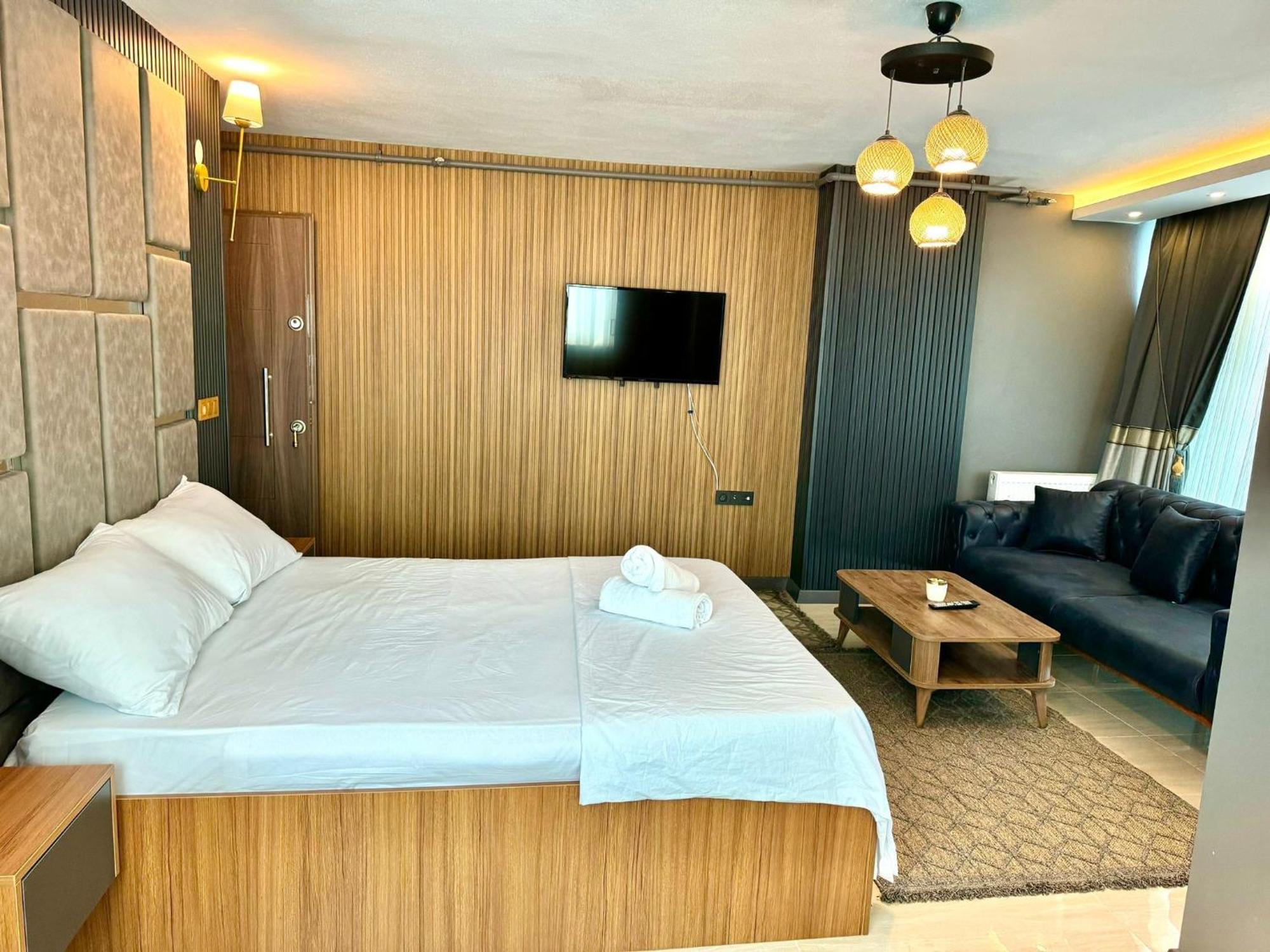 Dagli Suite Otel Cerkezkoy Exteriör bild